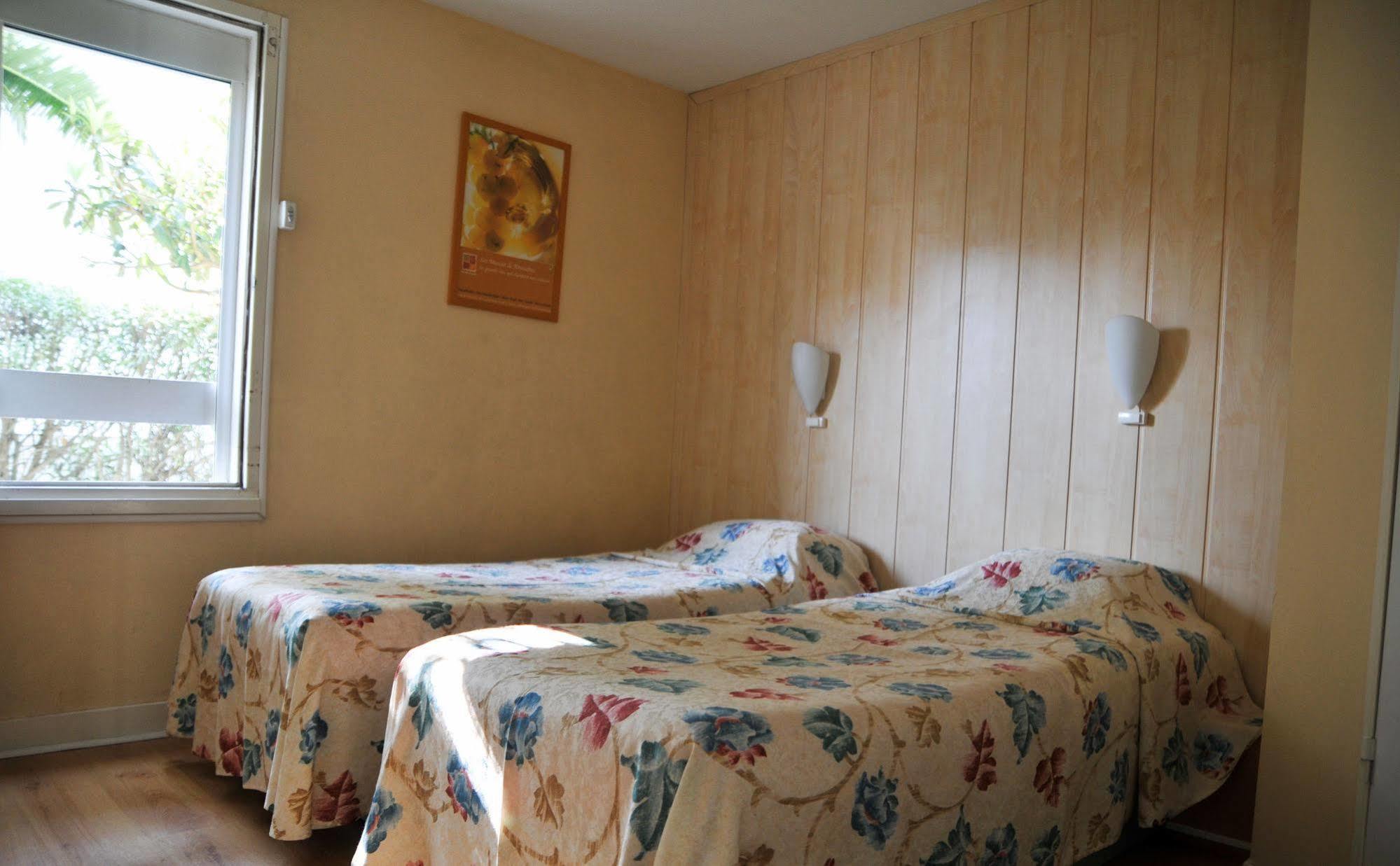 Fasthotel Perpignan Buitenkant foto