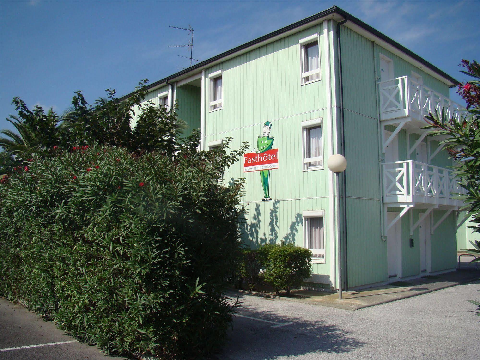 Fasthotel Perpignan Buitenkant foto